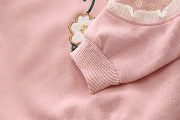 1 (4) Conjunto Buzo con Bordado y Pantalon Jeans