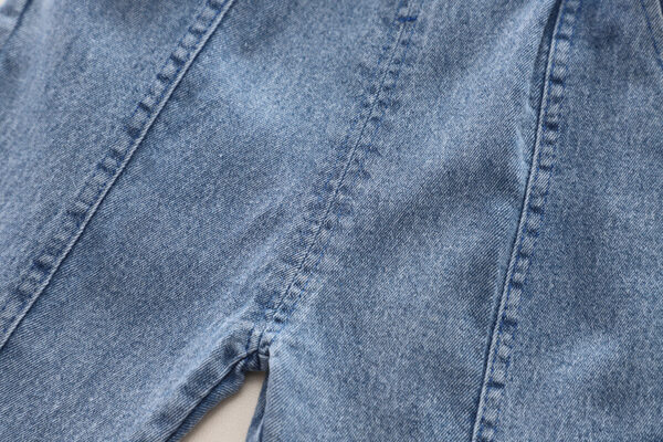 1 (6) Conjunto Buzo con Bordado y Pantalon Jeans